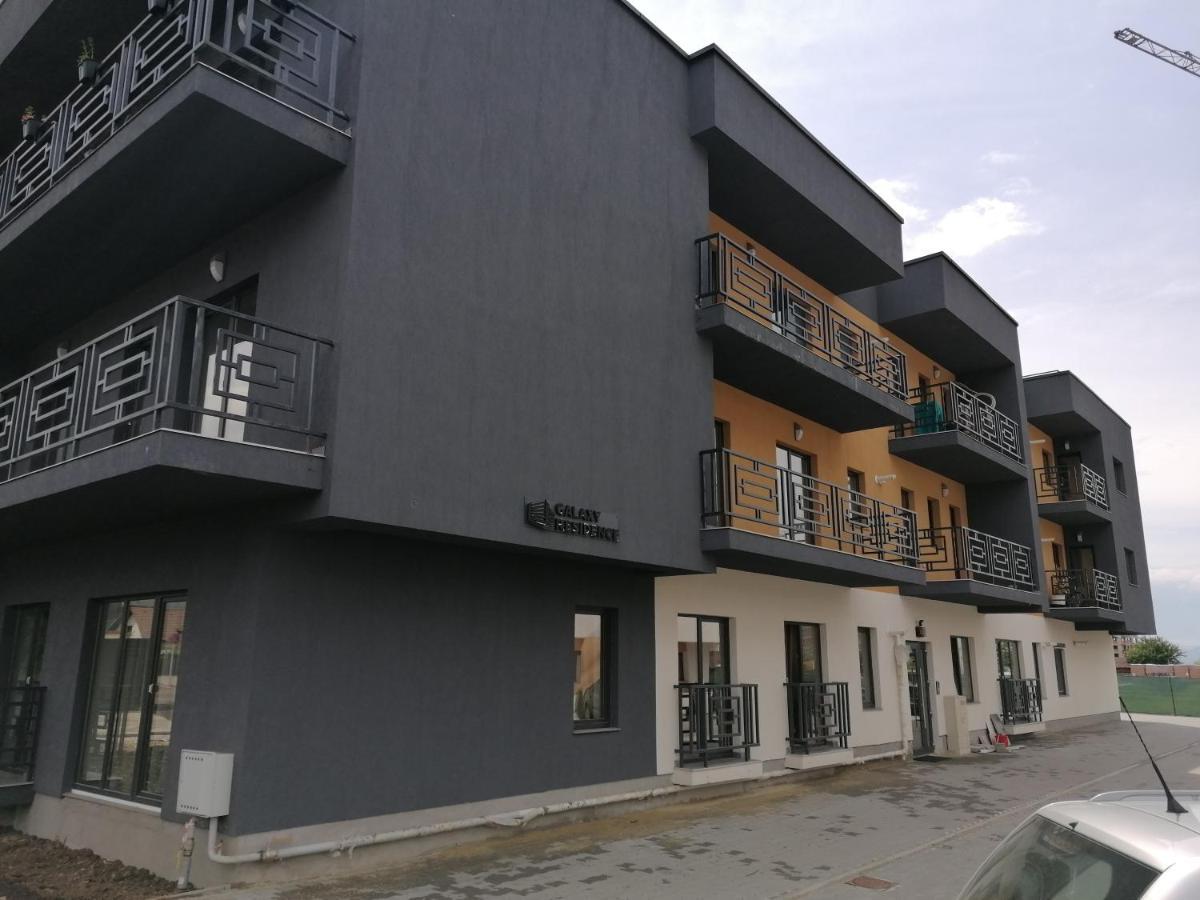 Ama Apartament Cu Terasa 50 Mp & Parcare Braşov Extérieur photo