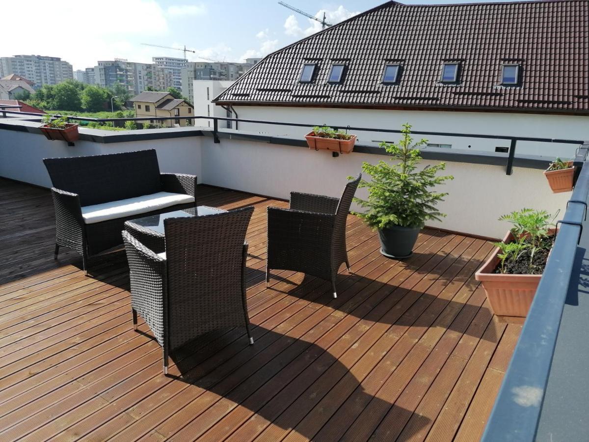 Ama Apartament Cu Terasa 50 Mp & Parcare Braşov Extérieur photo