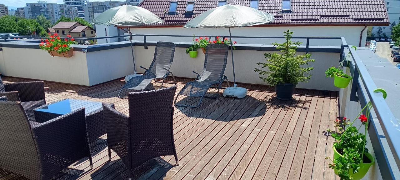 Ama Apartament Cu Terasa 50 Mp & Parcare Braşov Extérieur photo